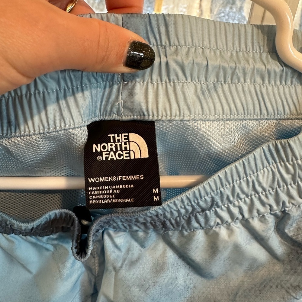 NWOT The North Face Windbreaker Joggers - Picture 6 of 6